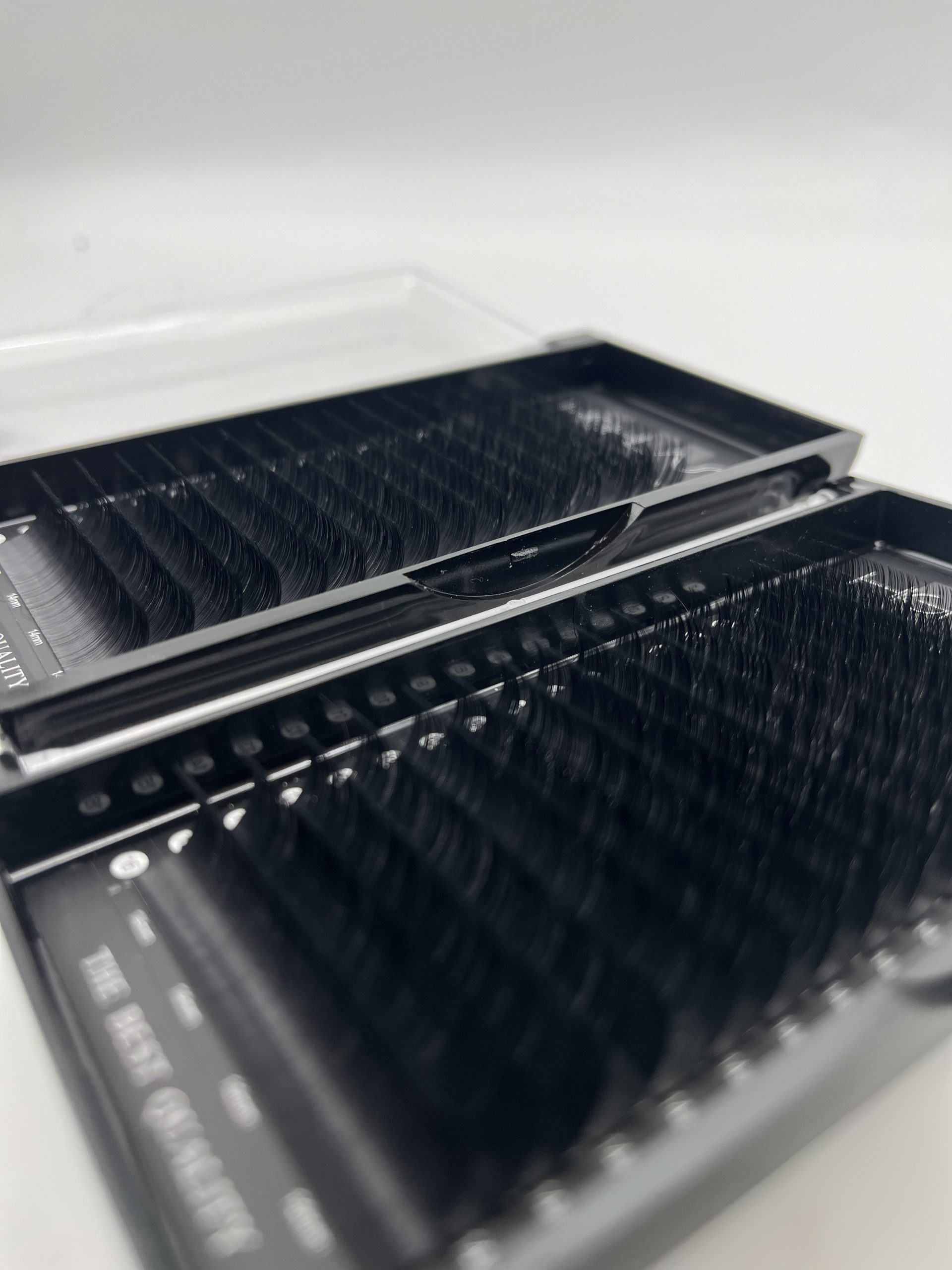 پالت مشکی مژه فر D برند هایلش